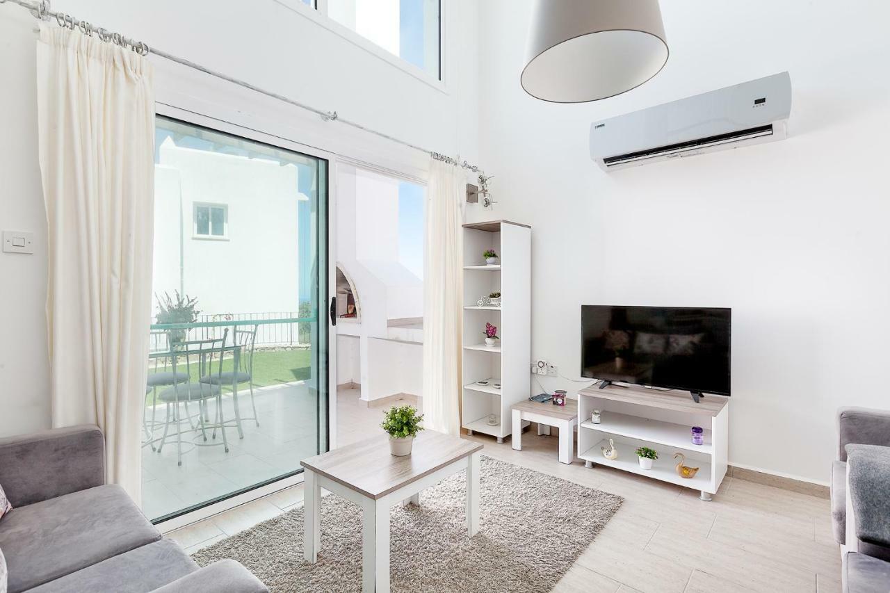 Seaview Selvi Village Apt Василия Экстерьер фото